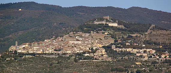 Toscana de carro um dia entre Cortona Arezzo e Lucignano