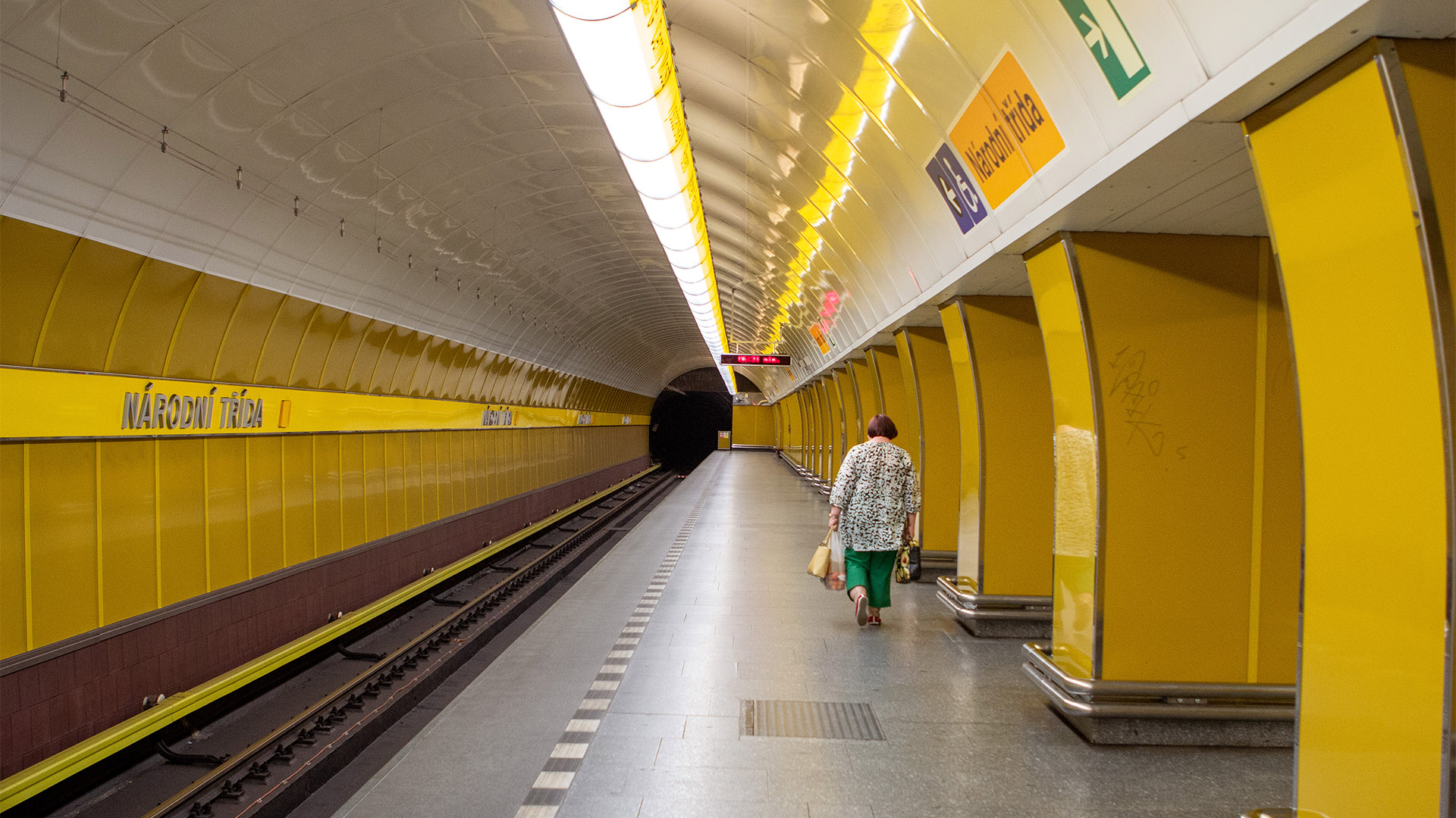 como chegar a Praga e como usar o metro