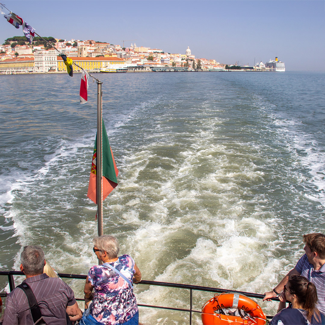 Yellow Boat: passeio de barco em Lisboa