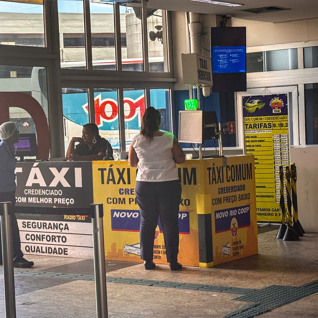 Táxi comum tabelado na Rodoviária