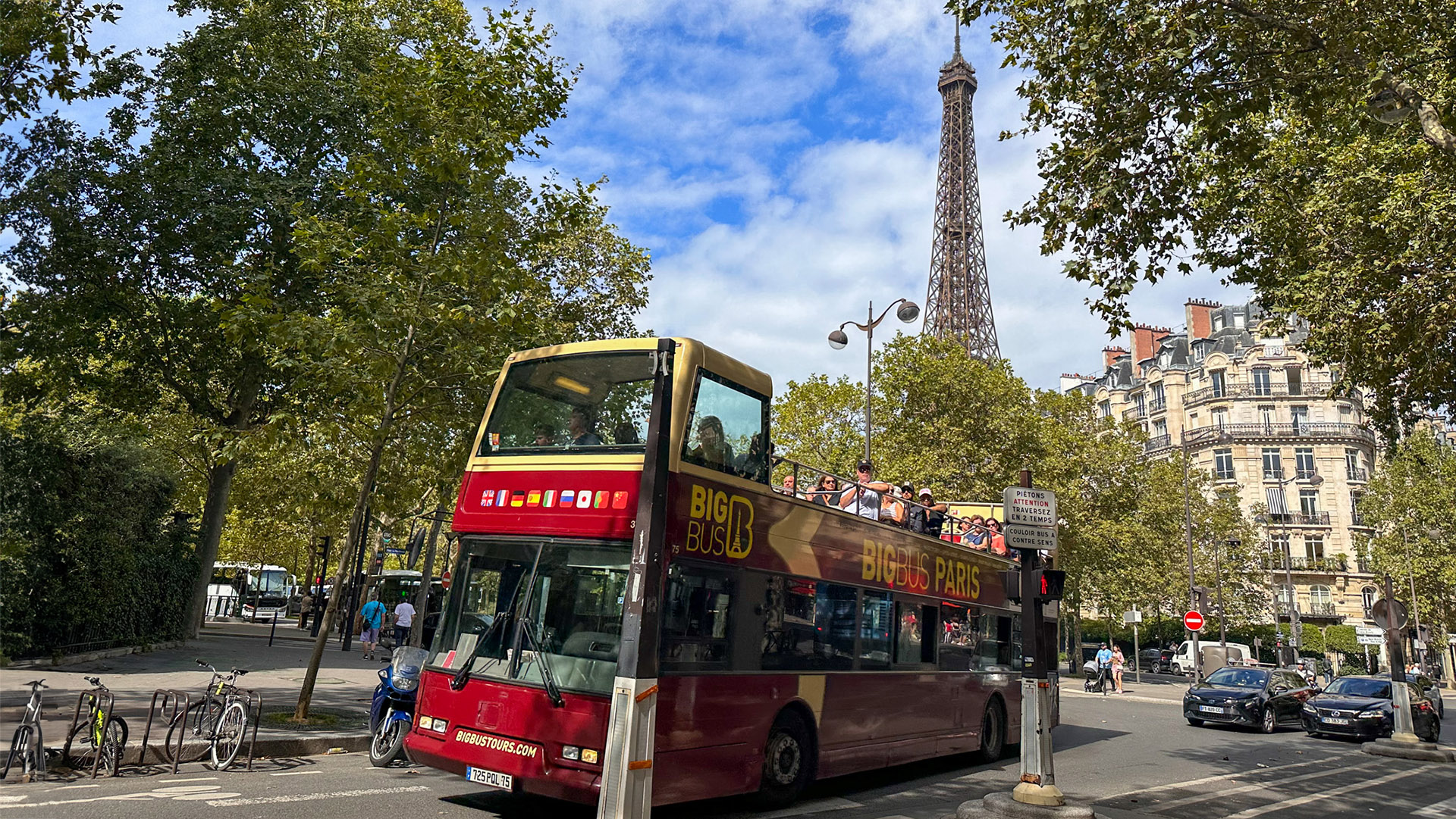 Roteiros de passeios em Paris: ônibus hop on hop off