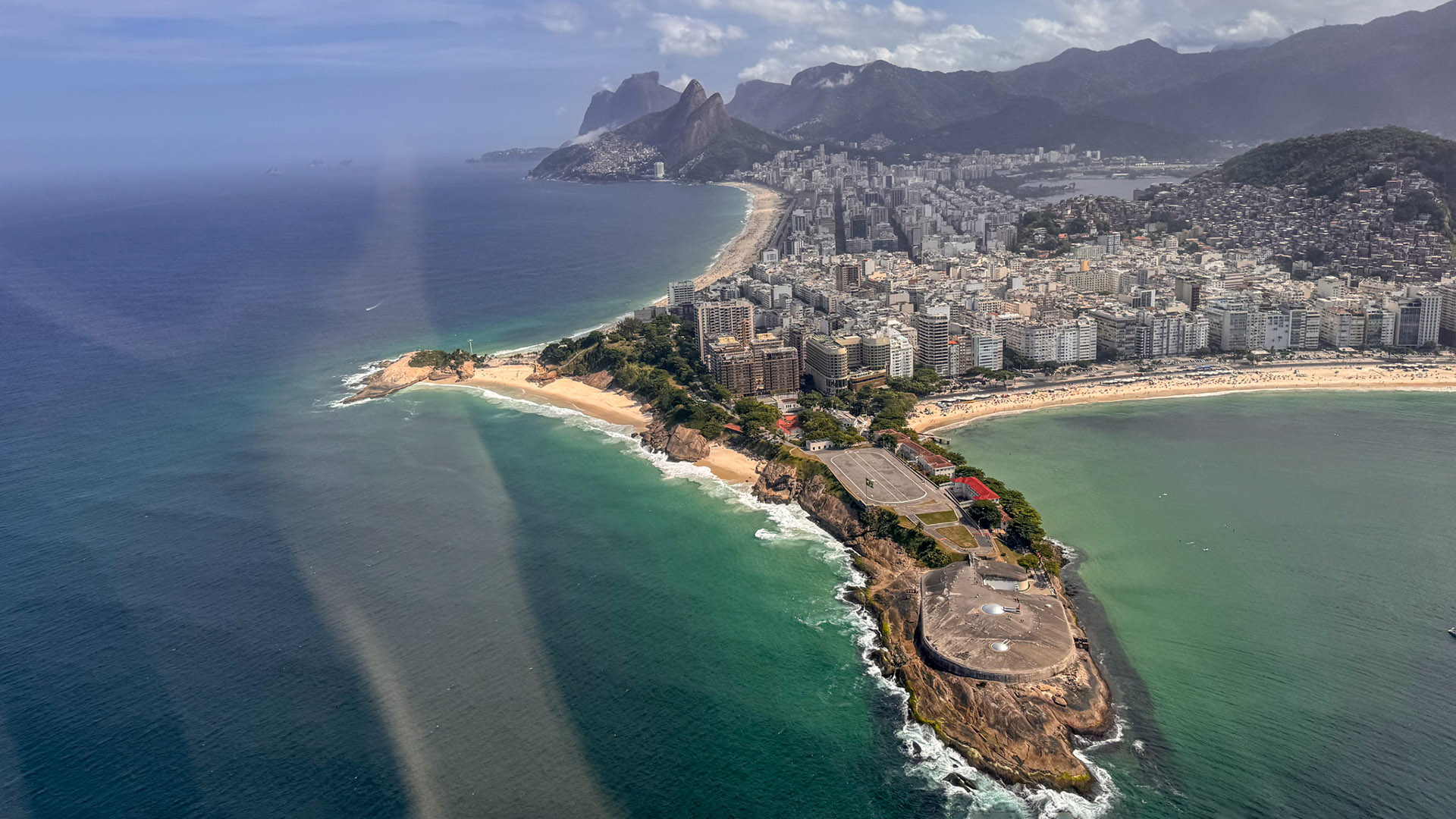 Passeio de helicóptero no Rio: Forte de Copacabana, Arpoador e IPanema