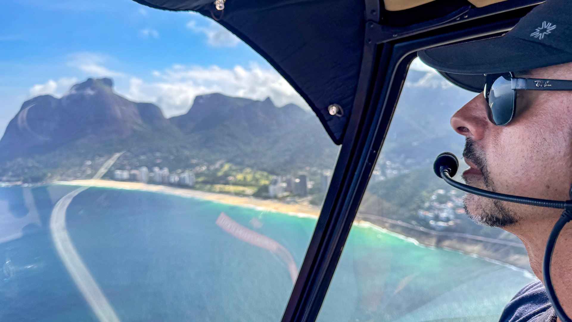 Passeio de helicóptero no Rio: São Conrado