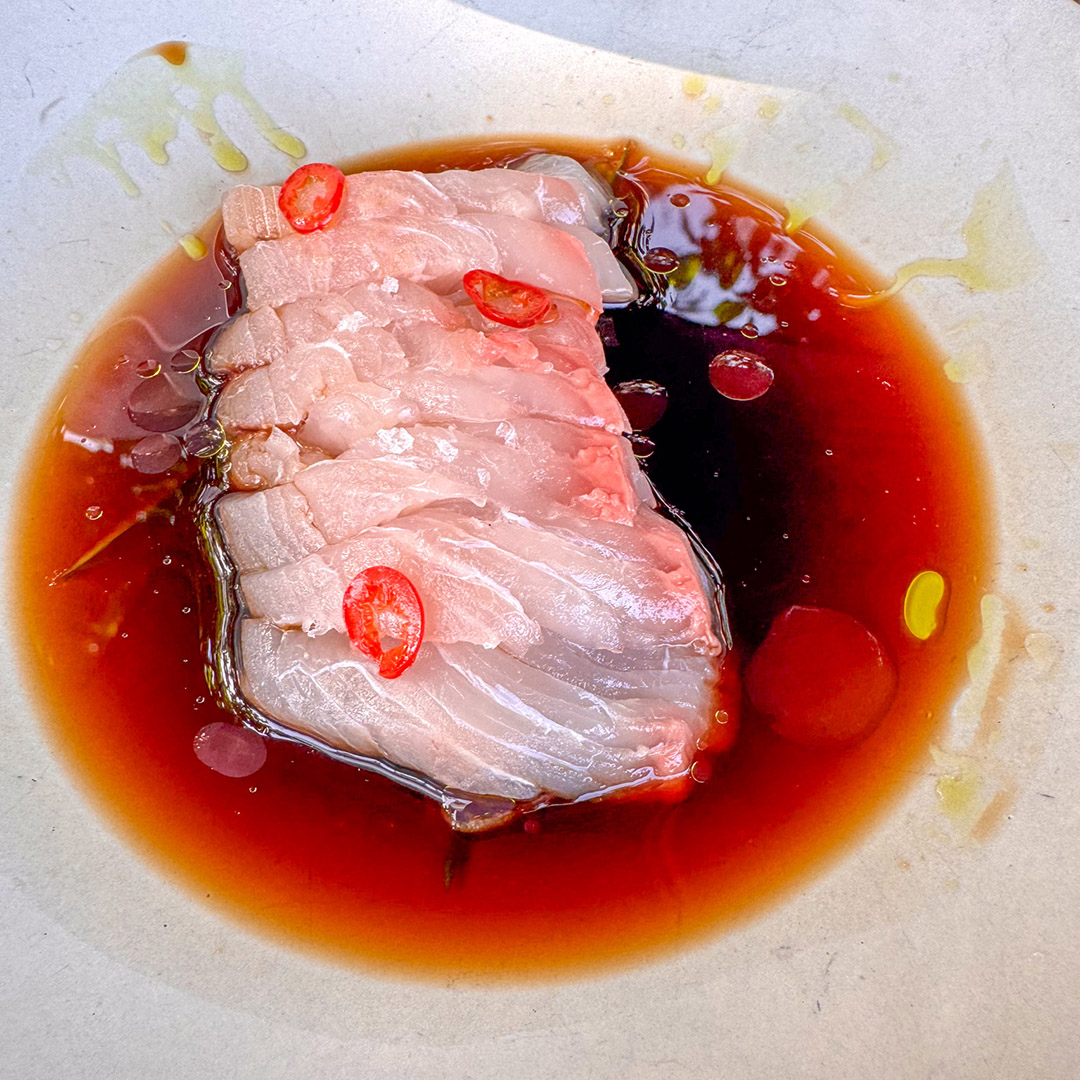 Sashimi de peixe maturado