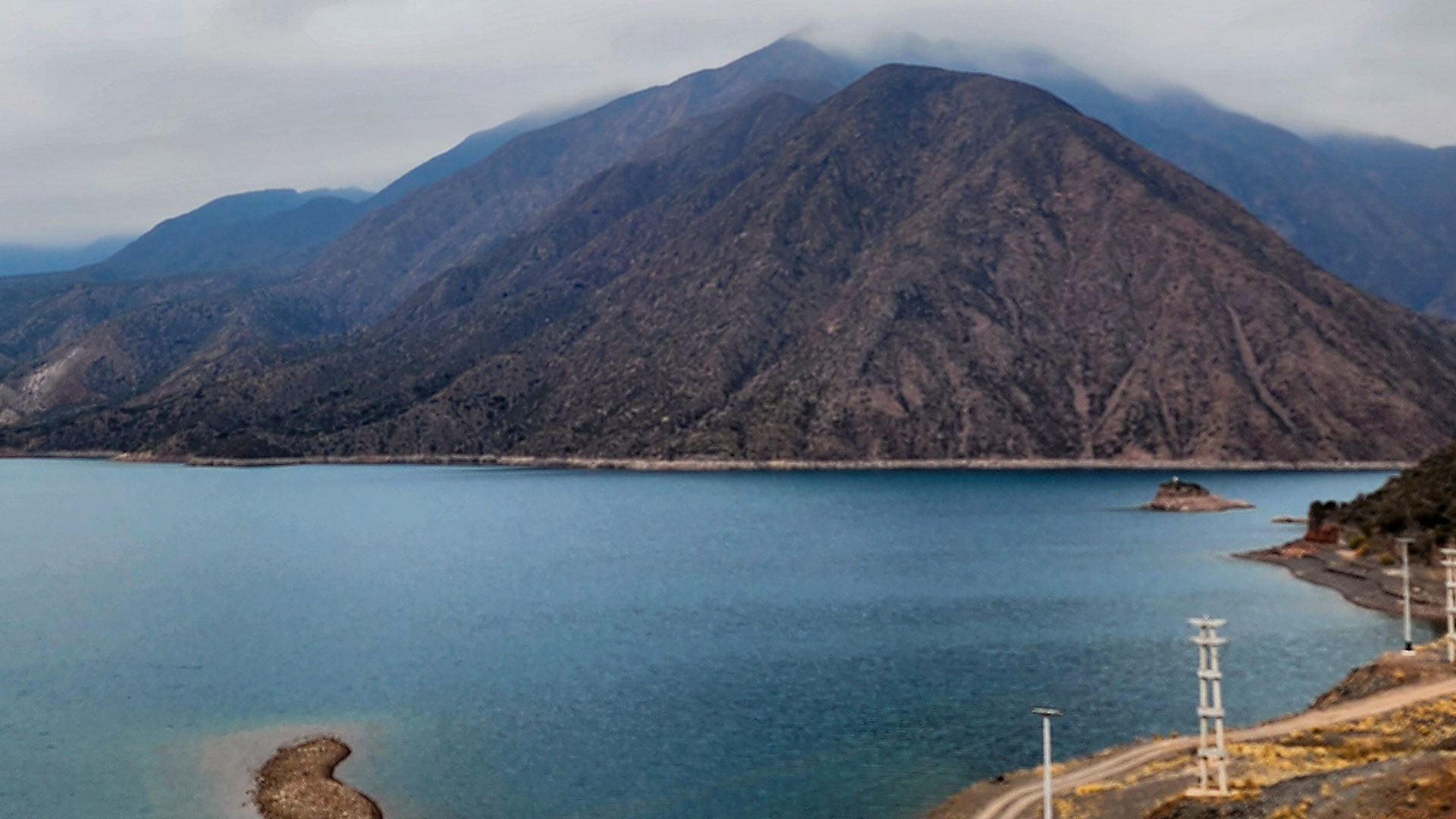 Passeio Alta Montanha: dique Potrerillos